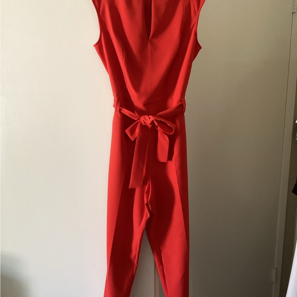 Chic Red Sleeveless Jumpsuit